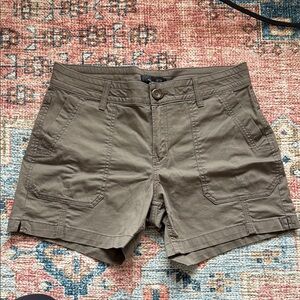 Prana Women’s Hiking shorts size 8